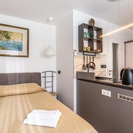 Inn The Center Zagreb Studio Apartment Экстерьер фото