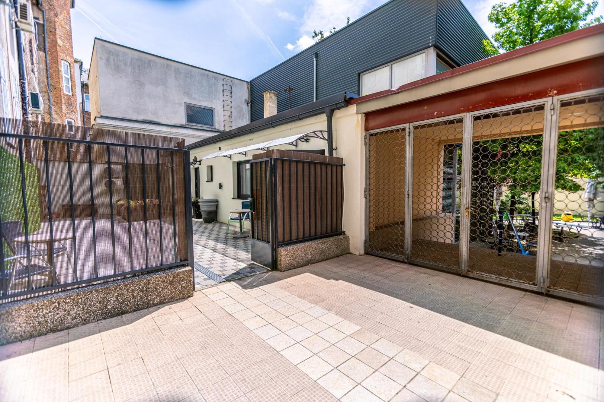 Inn The Center Zagreb Studio Apartment Экстерьер фото